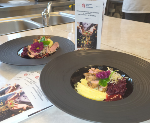 GPT Spotkanie z Nauczycielami i Uczniami Zespołu Szkół Agrotechnicznych im. W. Witosa w Ropczycach: Krok ku Innowacjom w Gastronomii